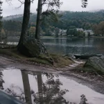 Tourisme morvan bourgogne : lac paisible et villages en pierre, randonnée